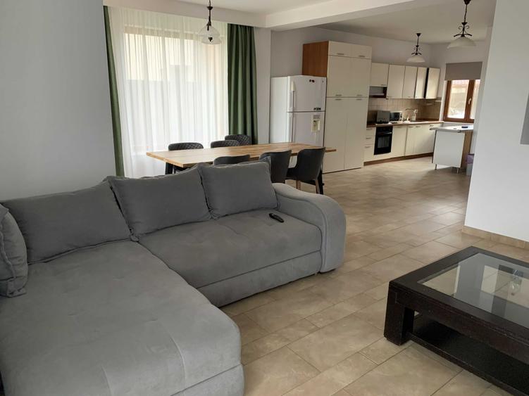 Inchiriez Vila in complex American Village din Pipera. Direct proprietar! - 1