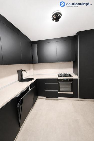 Apartament cu 3 camere decomandat, mobilat în Industriilor
