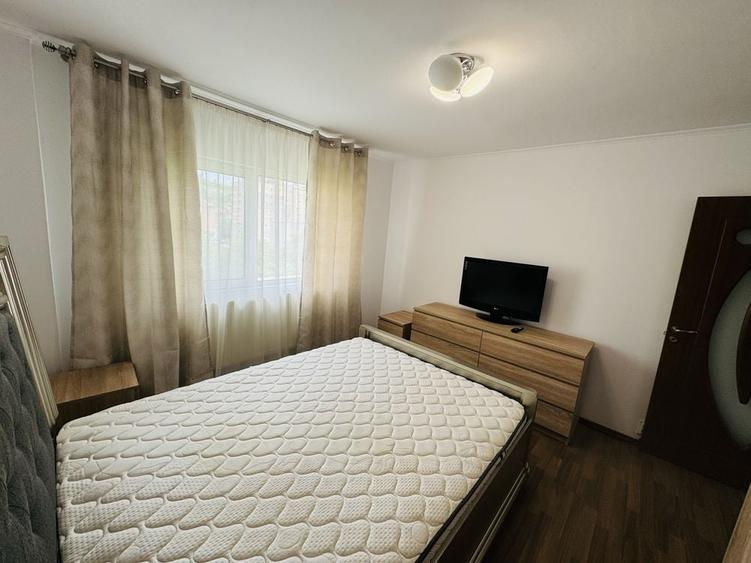 Apartament cu 2 camere decomandat în Gară