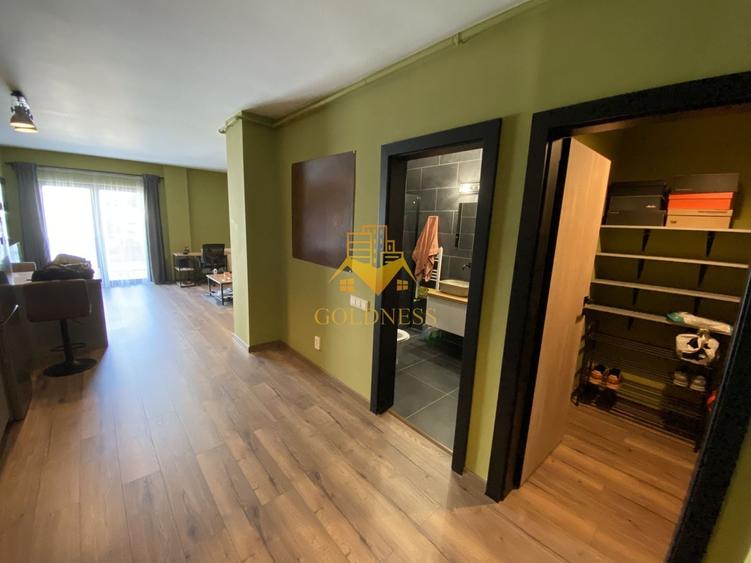 Apartament cu 2 camere semidecomandat, mobilat în Borhanci