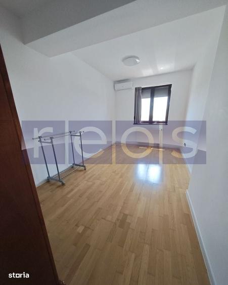 Apartament cu 3 camere decomandat în Foișorul de Foc