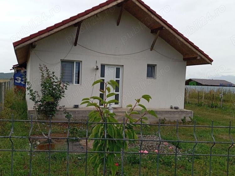 Casă cu 4 camere în Central