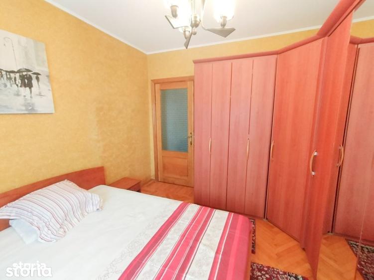 Apartament cu 3 camere decomandat în 1 Mai