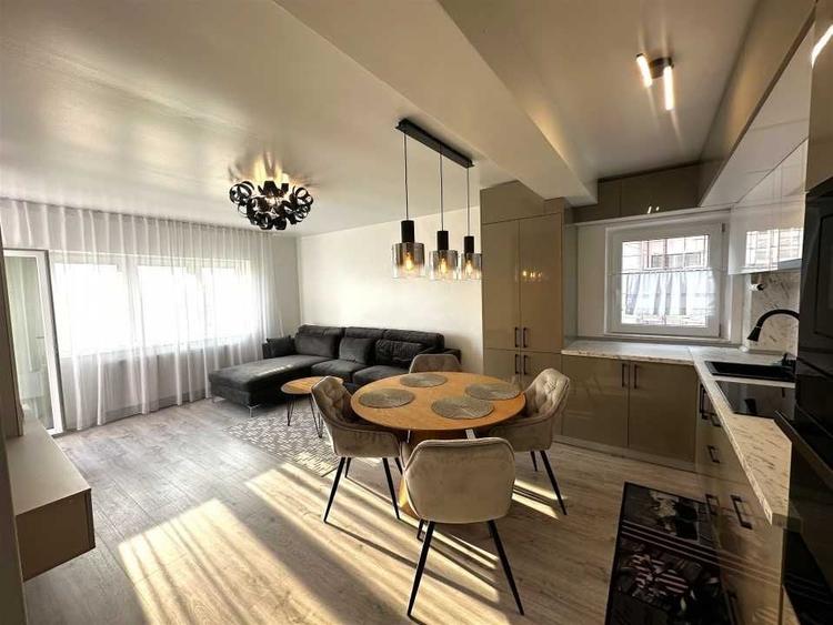 Apartament cu 3 camere decomandat în Șelimbăr