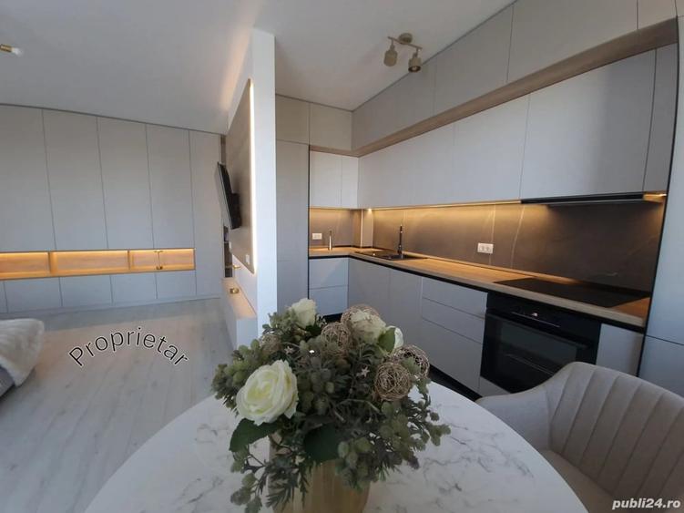 Apartament cu 2 camere semidecomandat în Buziașului