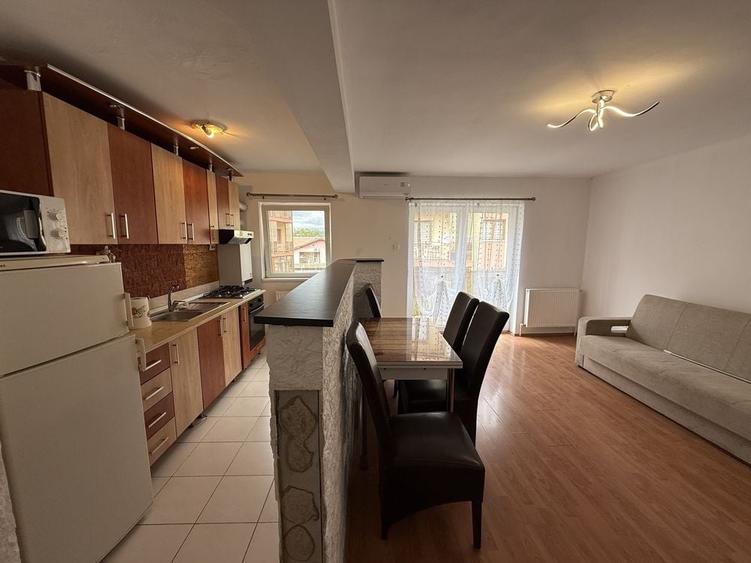 Apartament cu 2 camere semidecomandat în Florești