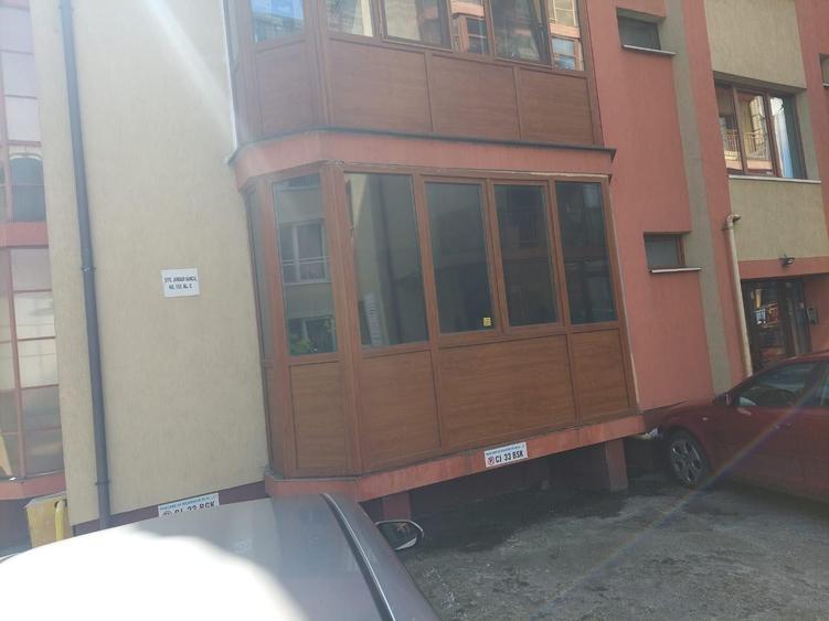 Garsonieră decomandată în Florești