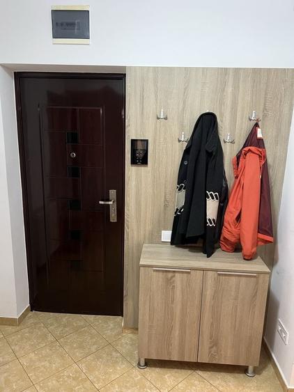 Apartament cu 2 camere decomandat în Exterior Vest