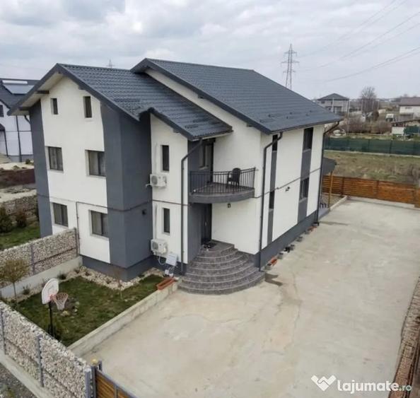Casă cu 5 camere cu Teren 400 Mp în Trivale