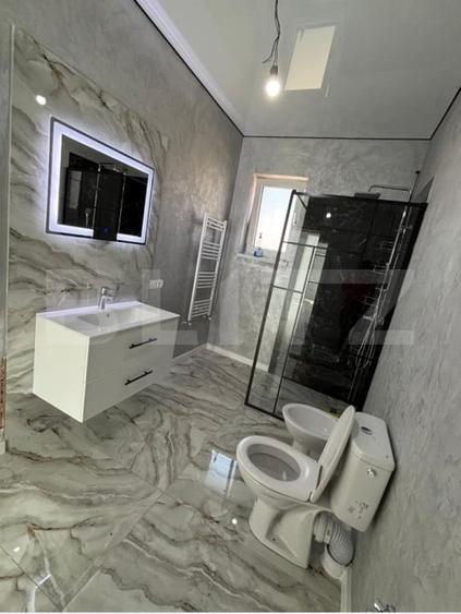 Casă individuală cu 3 camere cu Canalizare în Dancu