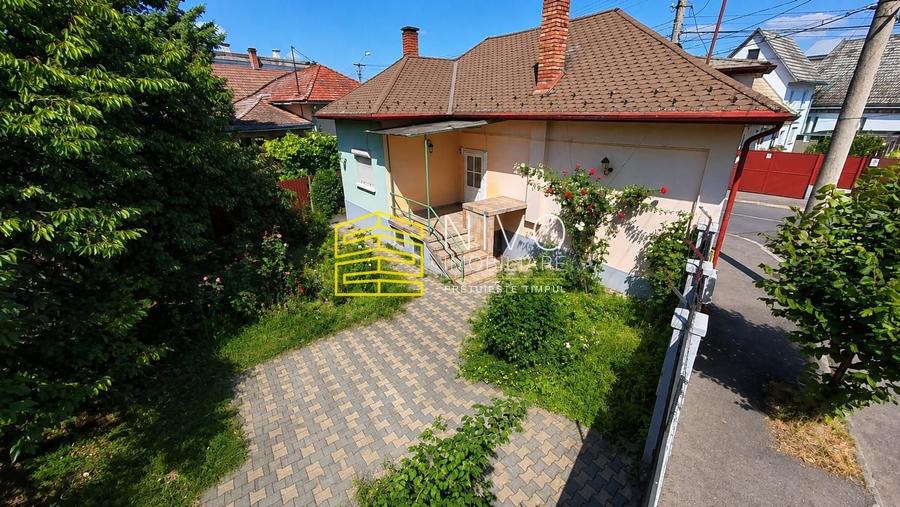 Casă individuală cu 2 camere cu Canalizare în Dâmbu Pietros