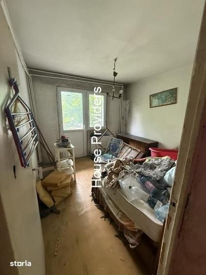 Apartament cu 2 camere semidecomandat în Ferentari