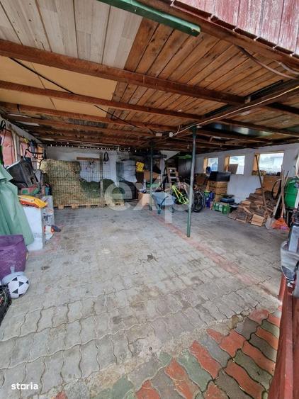 Casă cu 4 camere în Răzvad
