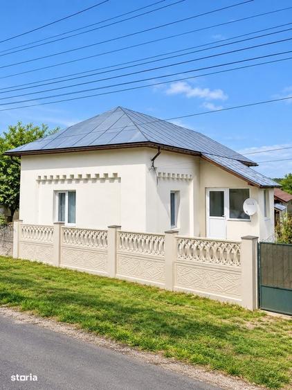 Casă cu 3 camere cu Teren 1200 Mp în Calopăr