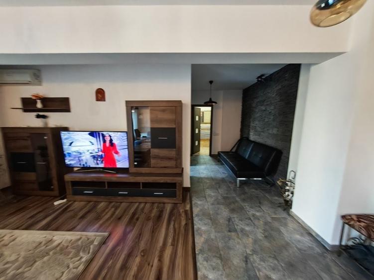 Apartament cu 2 camere semidecomandat în Dosu Bricii