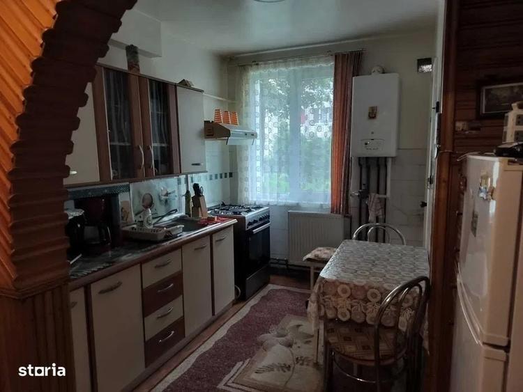 Apartament cu 2 camere nedecomandat în Semicentral
