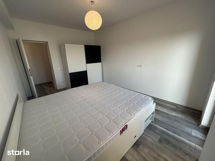 Casă cu 4 camere cu Teren 200 Mp în Dumbrăvița