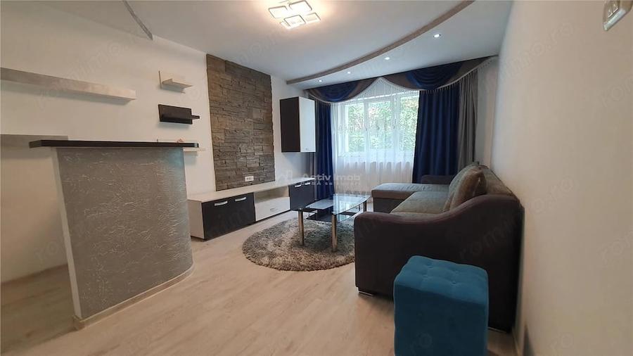 Apartament cu 3 camere decomandat în Poieni-Suceava
