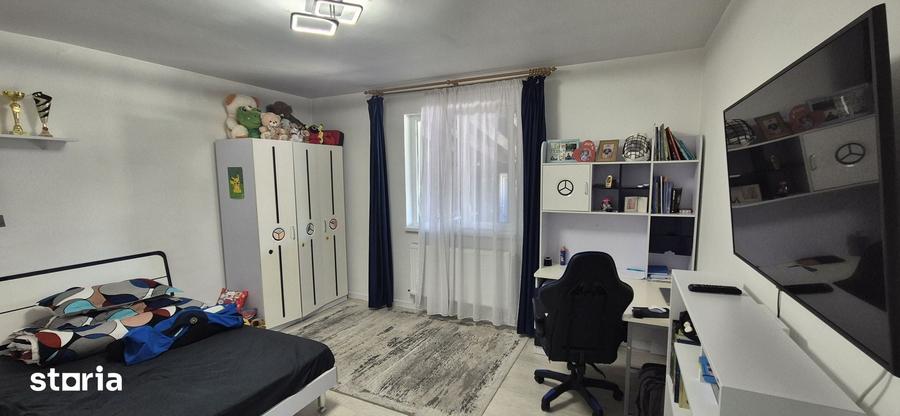 Casă cu 4 camere cu Teren 480 Mp în Clinceni