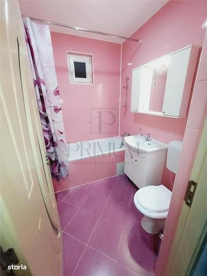 Apartament cu 3 camere decomandat, mobilat în Soarelui