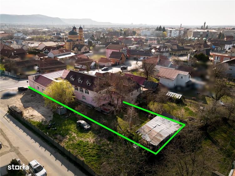 Casă cu 4 camere cu Teren 691 Mp în Central
