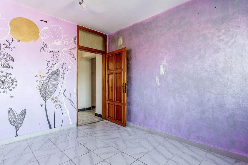 Apartament cu 4 camere decomandat în Aurel Vlaicu