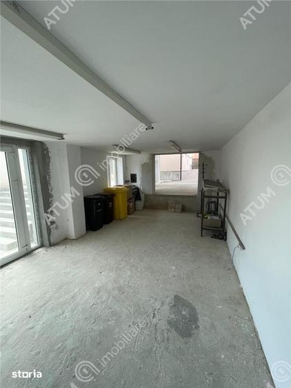 Casă cu 5 camere cu Teren 483 Mp în Trei Stejari