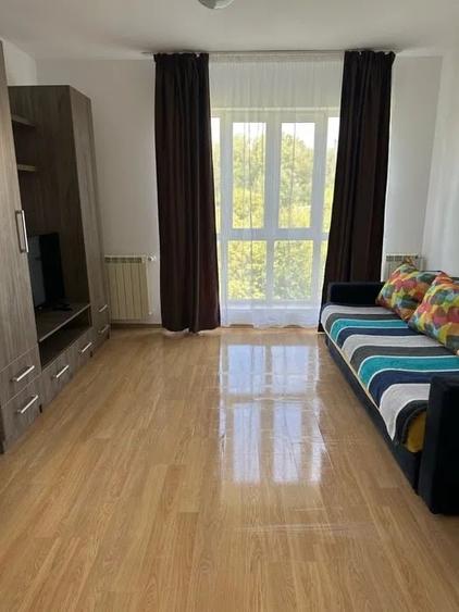 Apartament cu 2 camere semidecomandat, mobilat în Tătărași — fotografia 3