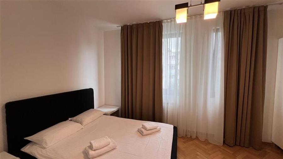 Inchiriere apartament 2 camere decomandate modern bloc nou Central zona Platinia - 8