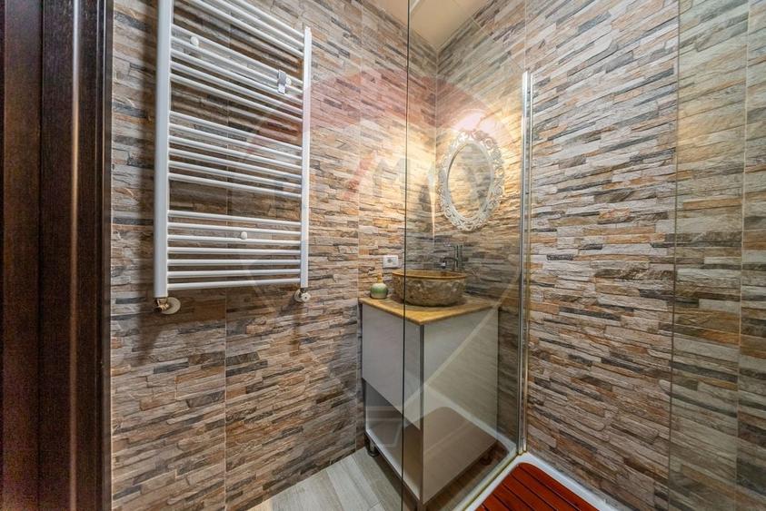 Apartament cu 3 camere decomandat, mobilat în Micălaca