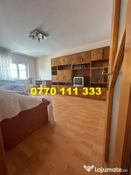Apartament cu 2 camere decomandat în Radu Negru