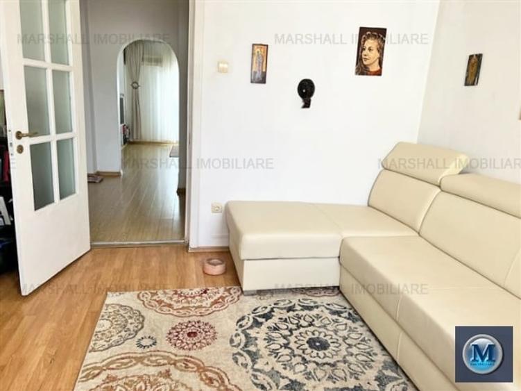 Apartament cu 3 camere decomandat, mobilat în Republicii