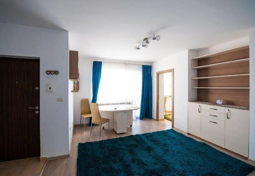 Apartament cu 3 camere decomandat în Sânpetru