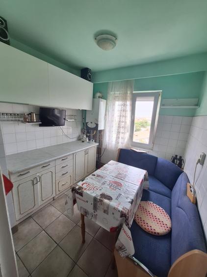 Apartament cu 2 camere decomandat în Circumvalațiunii