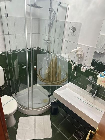Casă individuală cu 14 camere cu Canalizare în Blașcovici