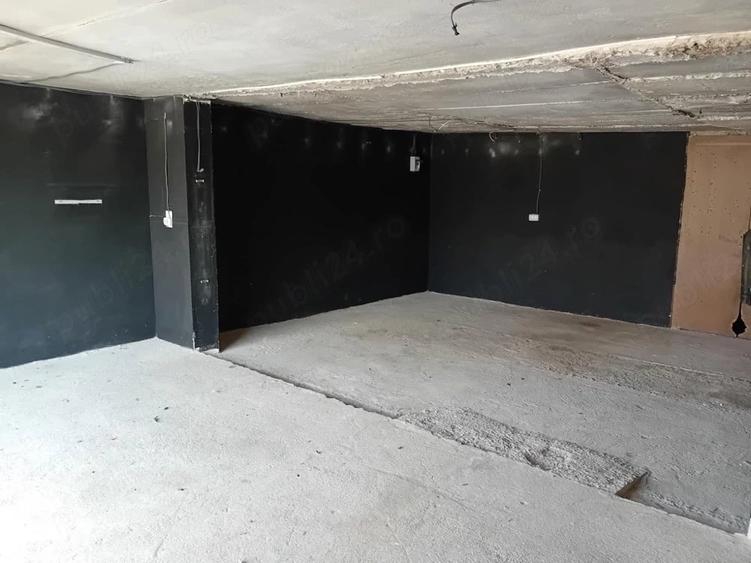 Spațiu comercial, de 30 mp, în Central