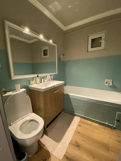 Apartament cu 2 camere decomandat în Podul de Fier