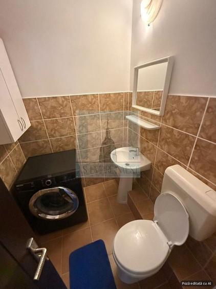 Apartament cu 3 camere decomandat în Astra