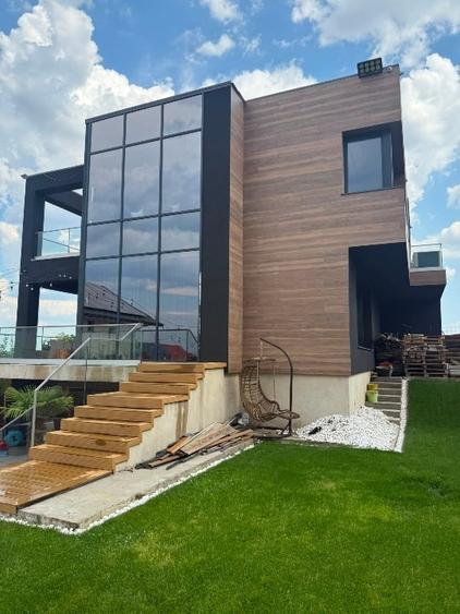 Casă individuală cu 5 camere cu Teren 500 Mp în Geamăna
