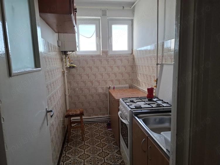 Apartament cu 2 camere nedecomandat în Tomis II