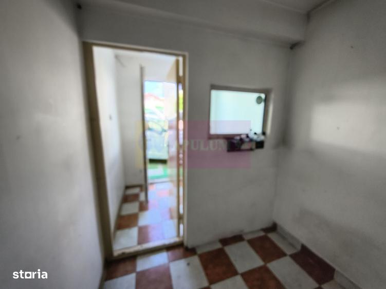 Spațiu comercial, de 60 mp, în Adunații-Copăceni