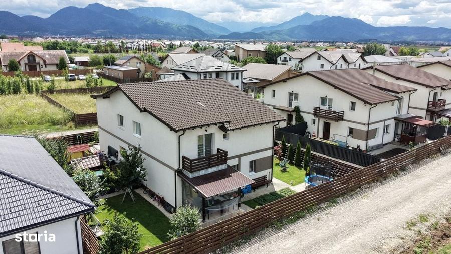 Casă cu 4 camere în Central