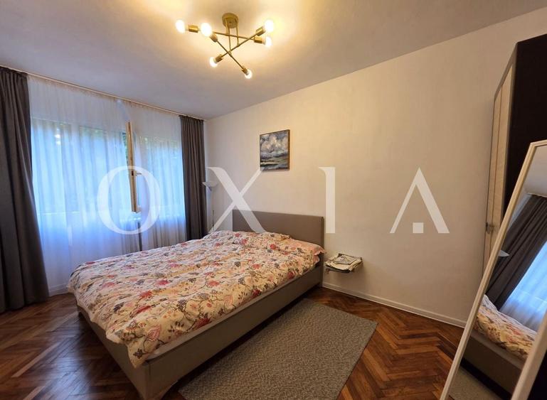 Apartament cu 2 camere semidecomandat, mobilat în Take Ionescu
