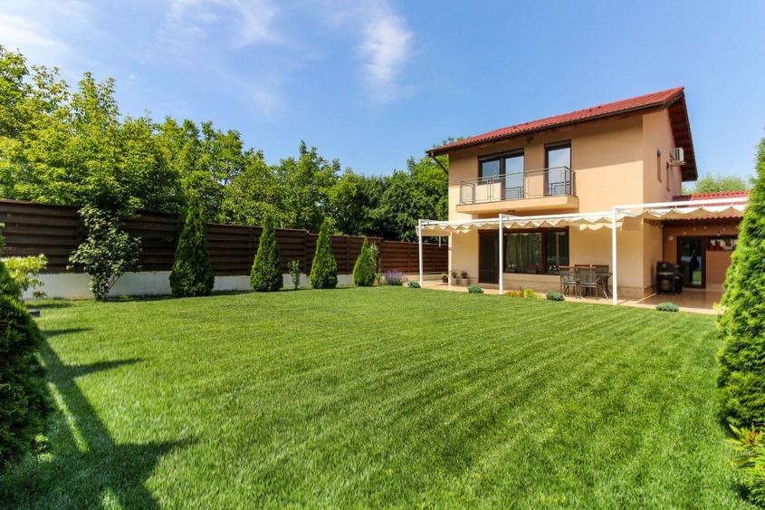 Casă individuală cu 4 camere cu Canalizare în Gheorgheni