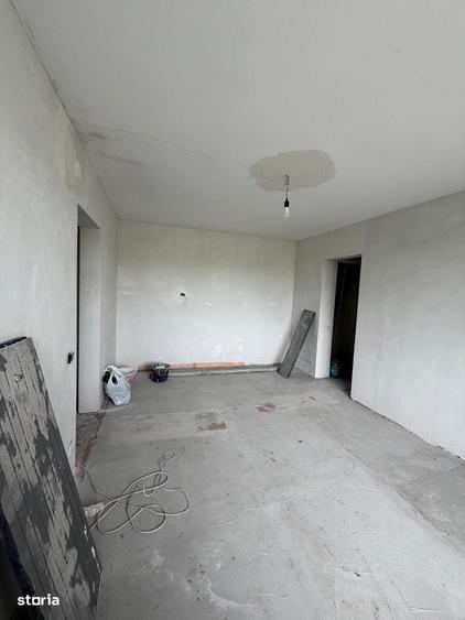 Apartament cu 2 camere semidecomandat în Țiglina 2