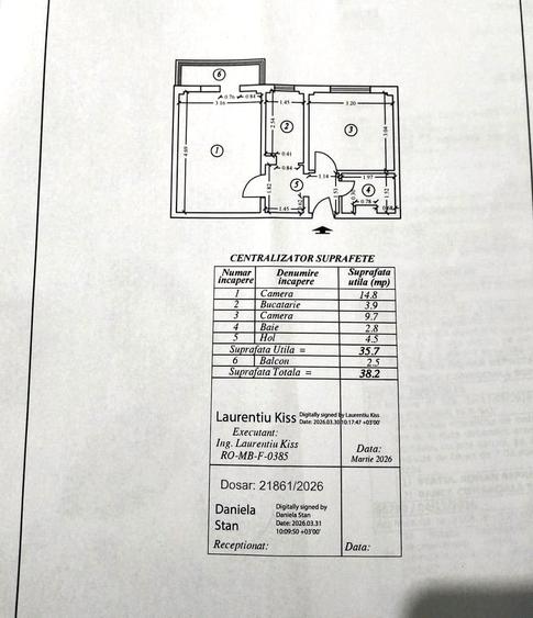Apartament cu 4 camere decomandat în Lacul Tei