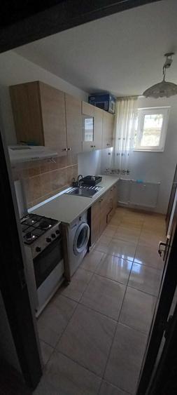 Apartament cu 2 camere decomandat în Calea București