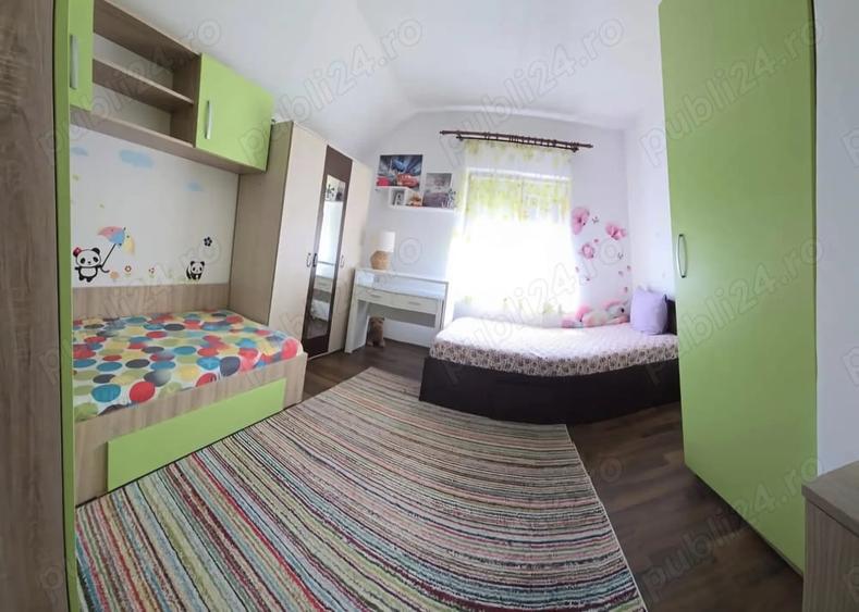 Casă cu 4 camere cu Teren 300 Mp în Lazu