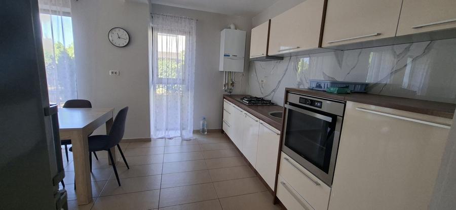 Duplex cu 4 camere cu Canalizare în Dumbrăvița