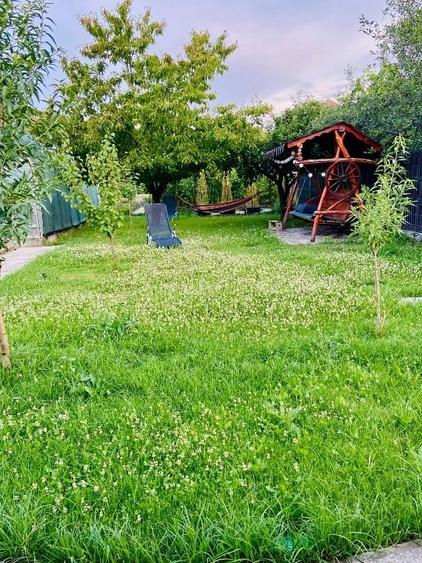 Casă individuală cu 4 camere cu Canalizare în Giarmata